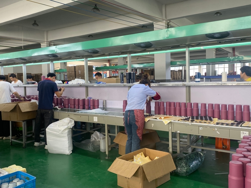 Capaciteitsdoorbraak: Jiangzhi voltooit bestelling van 26.000 stuks ijsbekers in 3 dagen